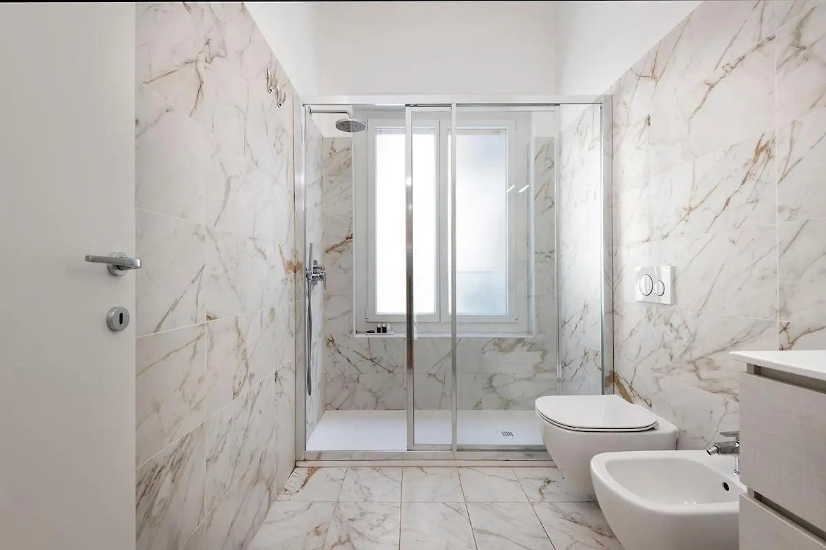 Duomo Suite - 3 Minutes From The Duomo ミラノ